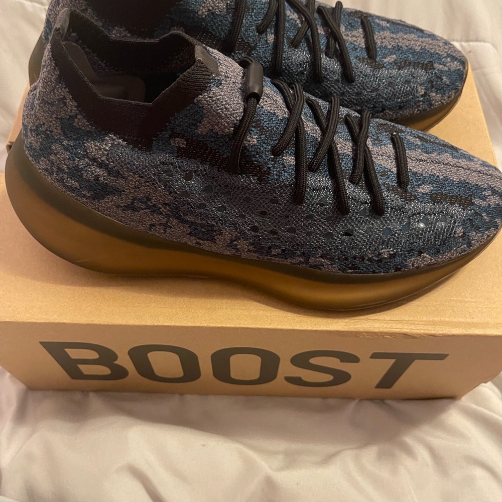 Adidas Yeezy Boost 380